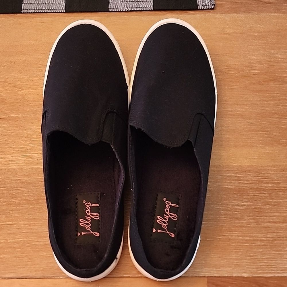 Jellypop Black and White Size 9.5 Slip on Mules